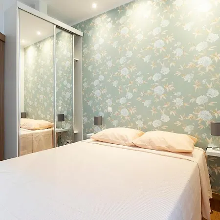 Bright 1 Bedroom In The Heart Of Sunny Lisbon